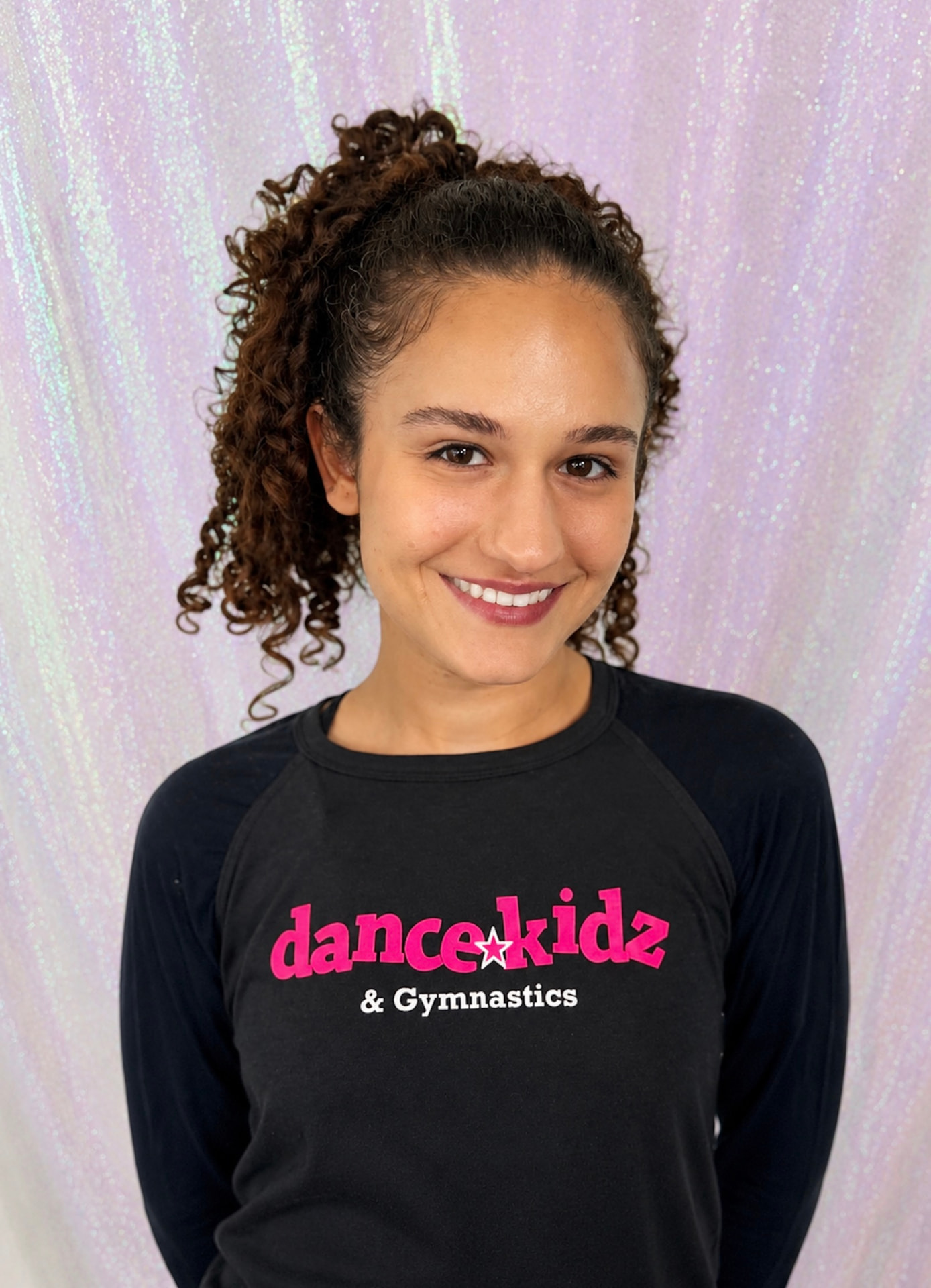 Miss Amanda, Dancekidz instructor